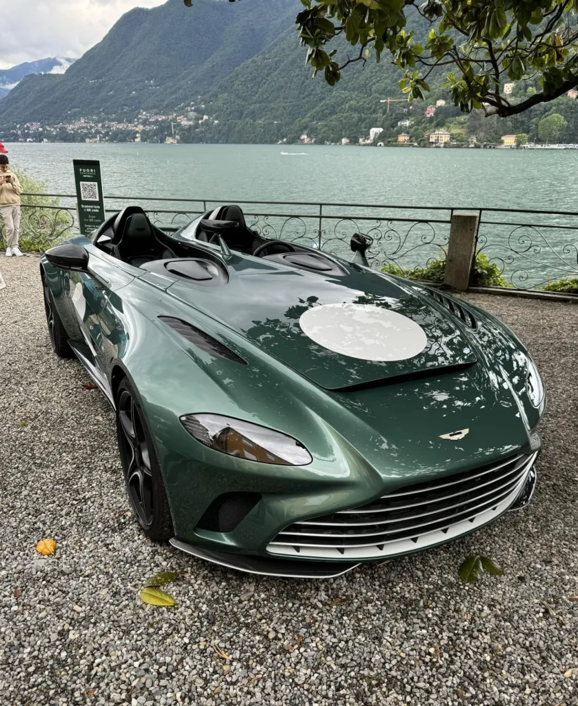 Larusmiani invita a Satine a Fuoriconcorso en el lago de Como