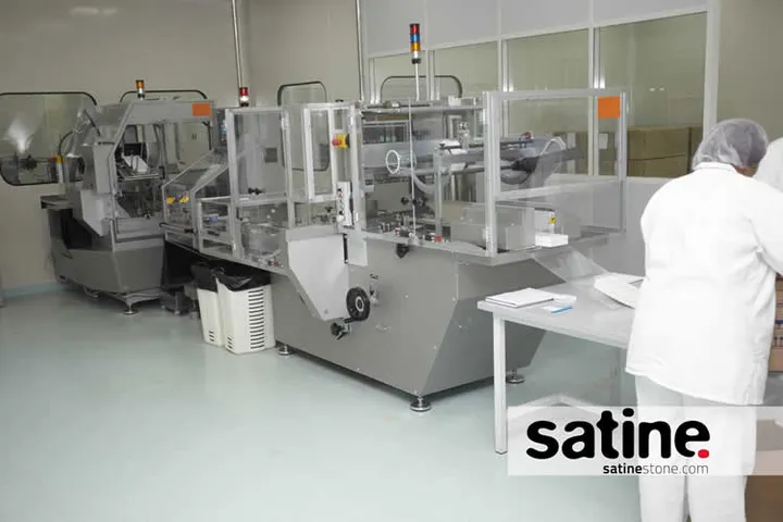 Piso interno de epóxi Satine para a indústria farmacêutica